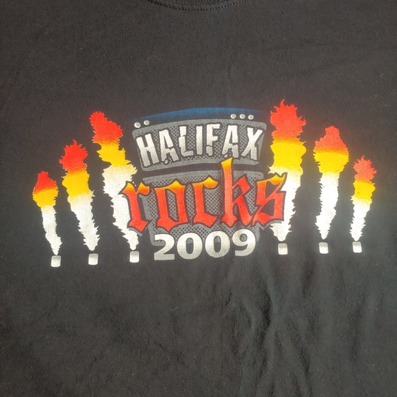 Halifax Rocks 2009 Kiss tshirt - Picture 3 of 5